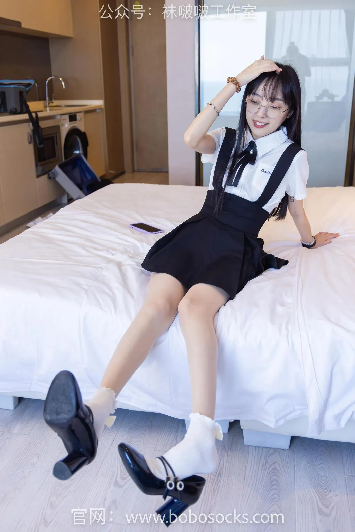[BoBoSocks袜啵啵]NO.121 稚予-高跟鞋、白棉袜、肉丝 [138P]插图
